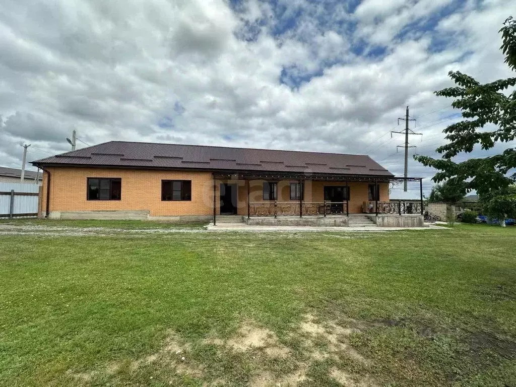 Дом в Ингушетия, Назрановский район, с. Плиево ул. Гудантова (60 м) - Фото 2