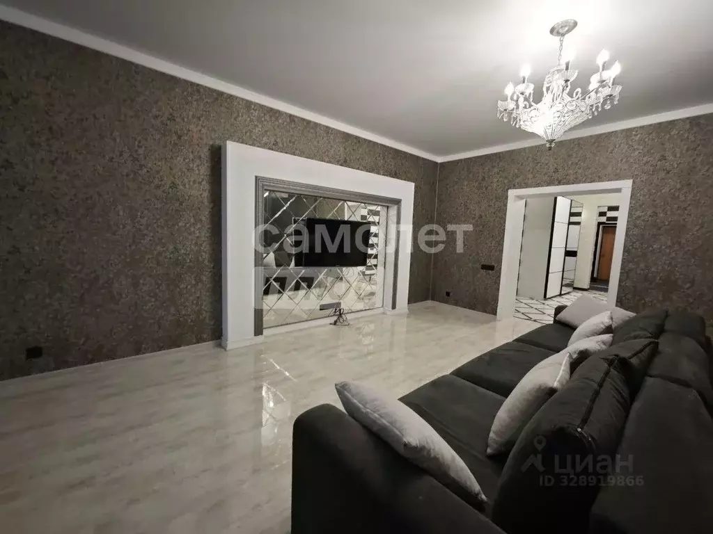 3-к кв. Свердловская область, Екатеринбург ул. Шейнкмана, 75 (150.0 м) - Фото 1