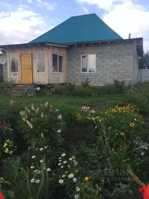 Дом в Свердловская область, Артинский муниципальный округ, с. ... - Фото 1