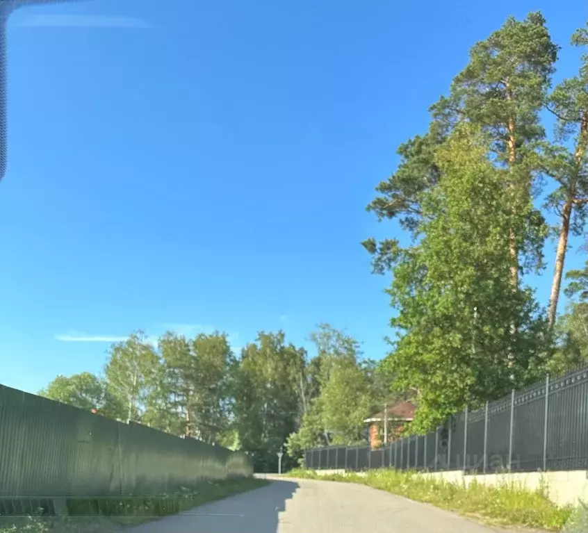 Участок в Московская область, Красногорск городской округ, с. ... - Фото 0