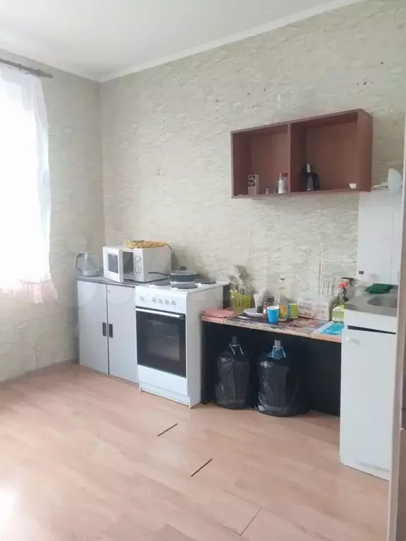 Комната 15 м в 4-к., 5/17 эт. - Фото 1