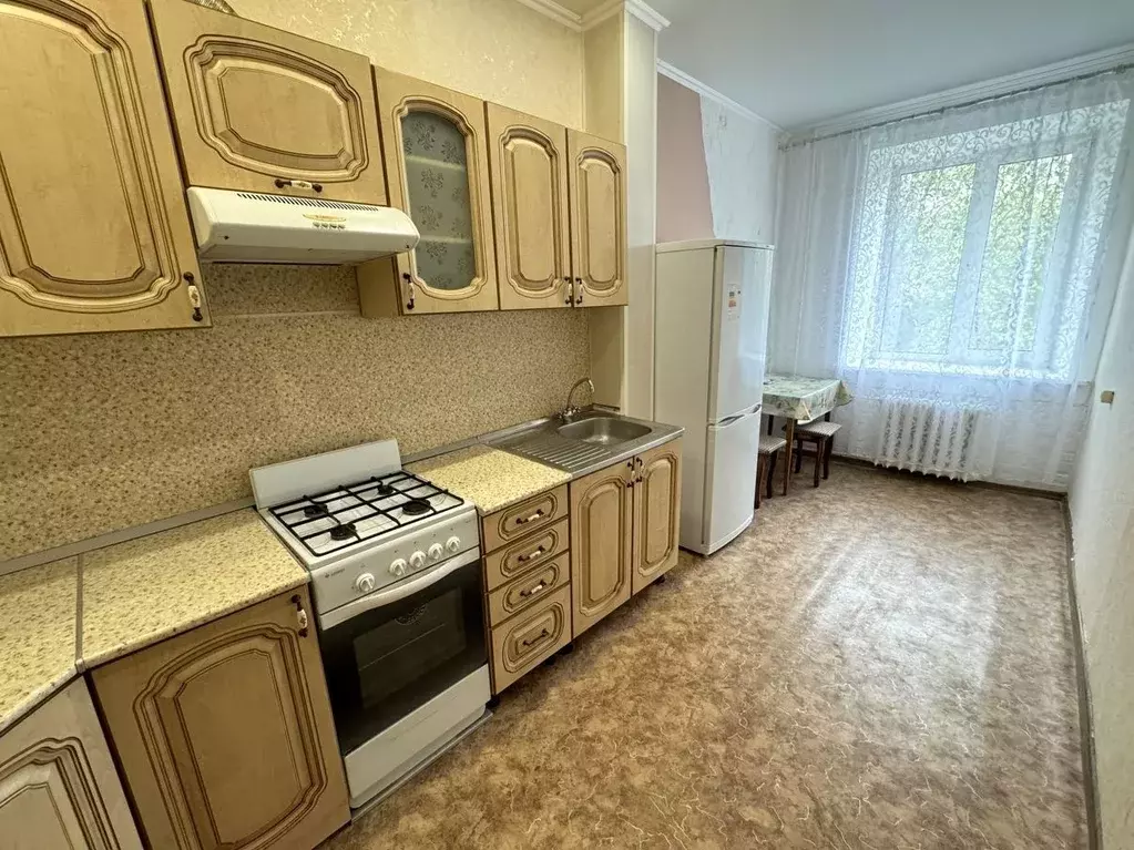 2-к кв. Смоленская область, Смоленск Коммунистическая ул., 6 (59.0 м) - Фото 0