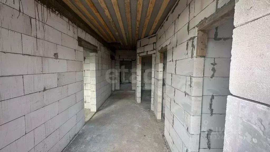 Дом в Калмыкия, Элиста ул. Темирова, 7 (100 м) - Фото 2