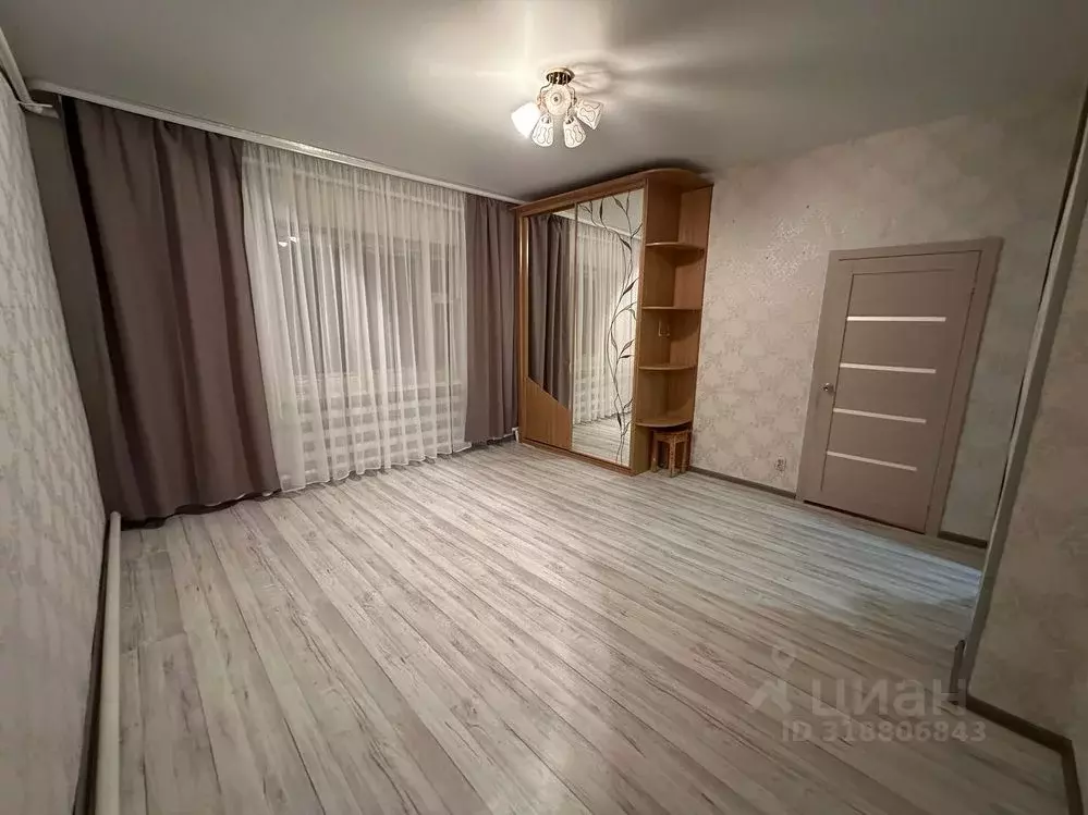 2-к кв. Омская область, Калачинск Союзная ул., 65 (66.6 м) - Фото 0
