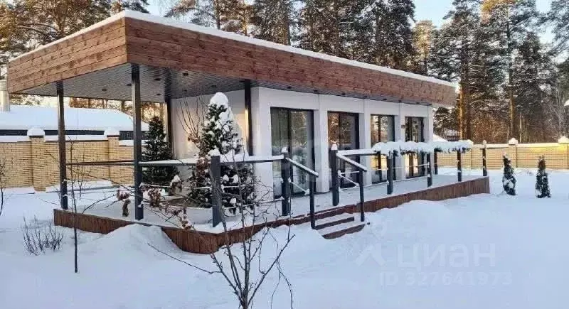 Дом в Свердловская область, Екатеринбург муниципальное образование, ... - Фото 1