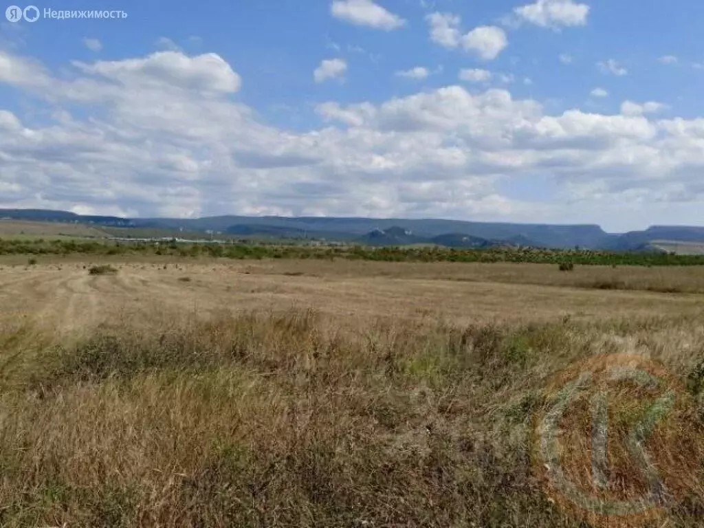 Участок в Симферопольский район, Перовское сельское поселение, село ... - Фото 1