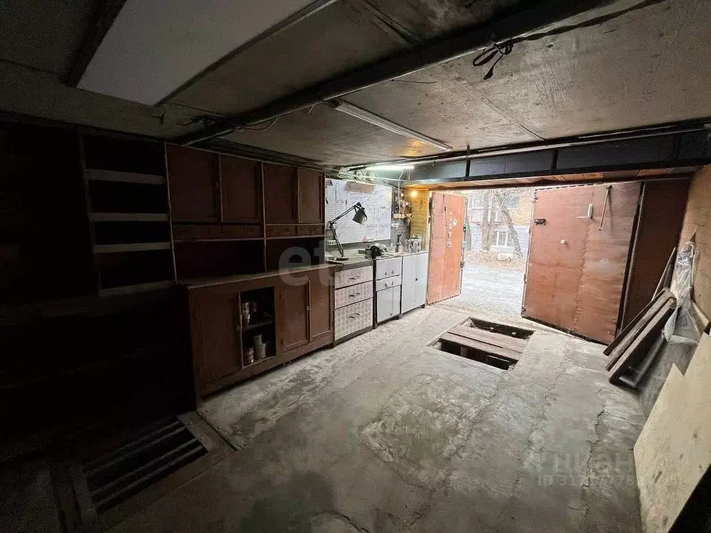 Гараж в Приморский край, Владивосток Интернациональная ул., 54 (26 м) - Фото 0