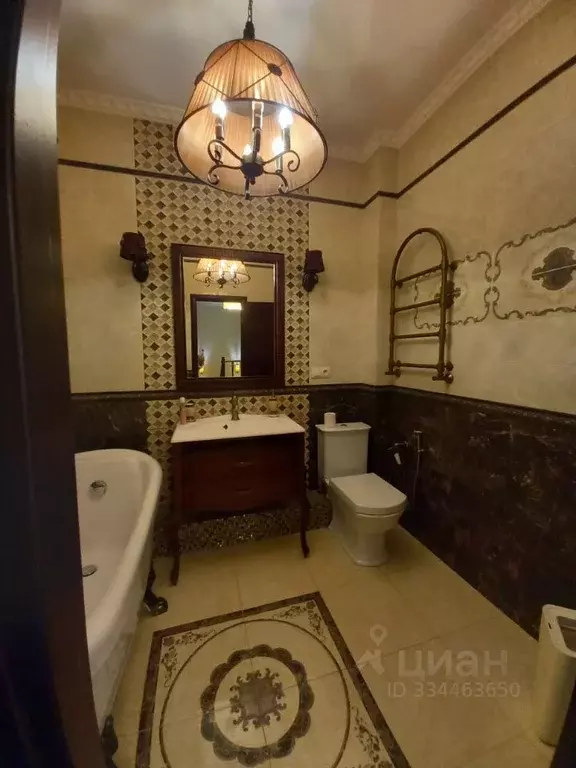 3-к кв. Крым, Керчь ул. Курсантов, 20 (100.0 м) - Фото 1