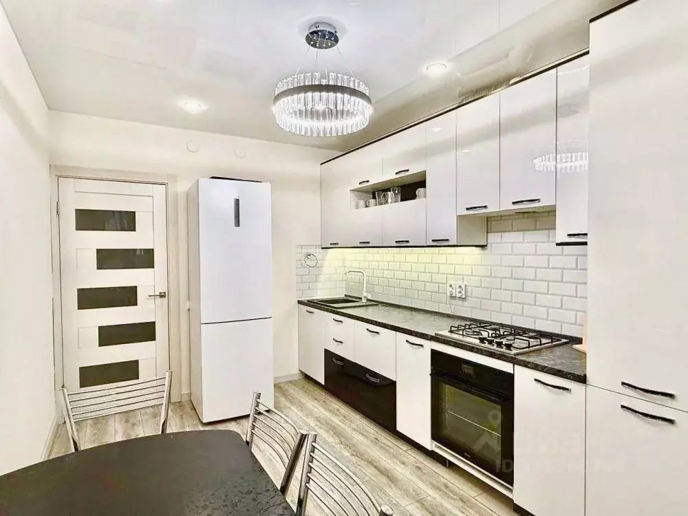 3-к кв. Татарстан, Казань ул. Аметьевская магистраль, 4 (74.5 м) - Фото 2