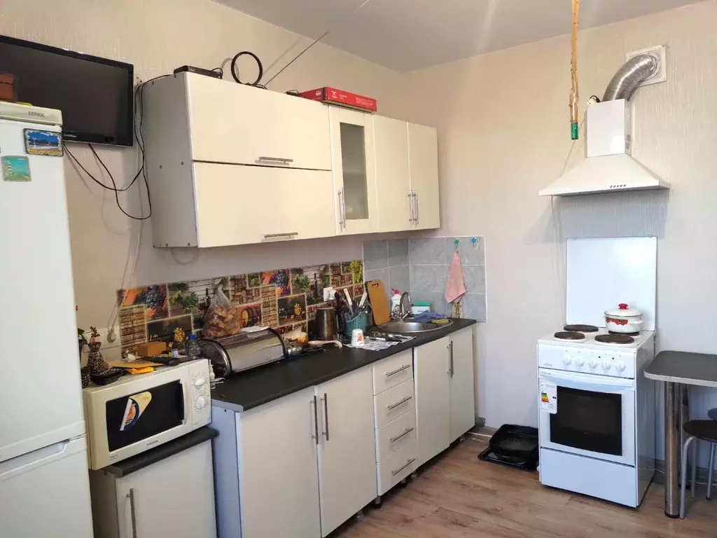 Квартира, 3 комнаты, 58.5 м - Фото 1