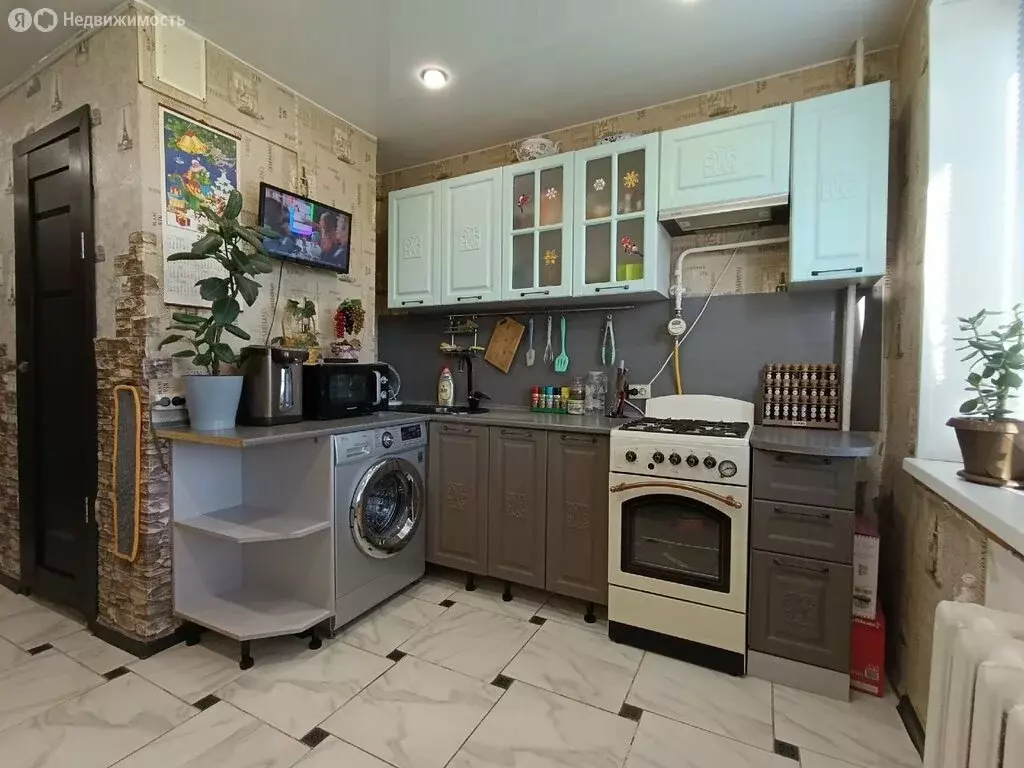 2-комнатная квартира: деревня Курковицы, 3 (56.9 м) - Фото 2