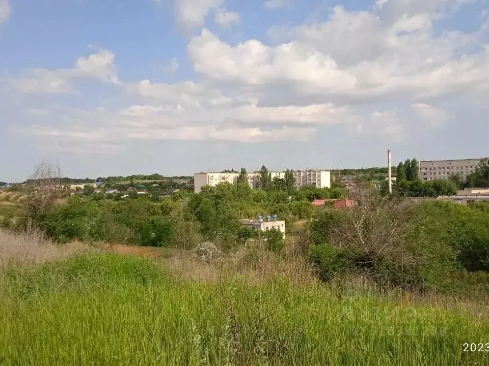 Участок в Волгоградская область, Волгоград пос. Верхняя Ельшанка, ул. ... - Фото 0