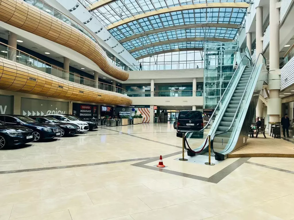 Офис в Санкт-Петербург просп. Лахтинский, 85к2 (350 м) - Фото 1