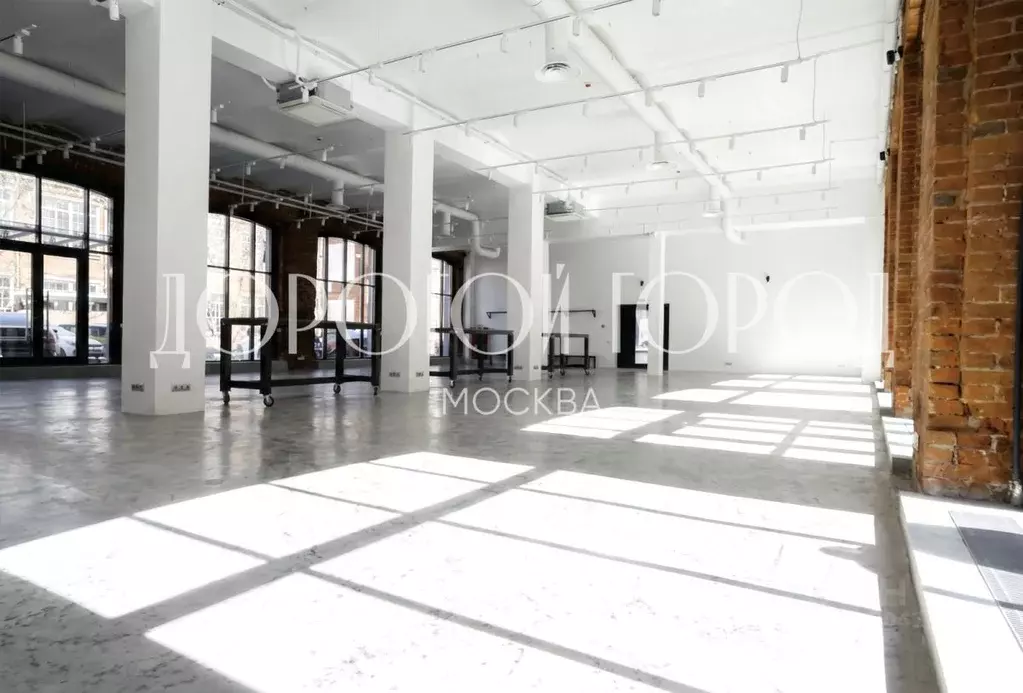 Помещение свободного назначения в Москва Вятская ул., 27С13 (398 м) - Фото 1