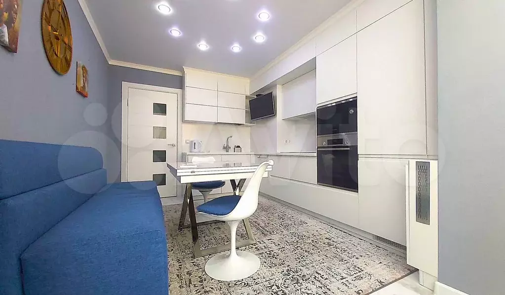 2-к. квартира, 60 м, 10/13 эт. - Фото 0