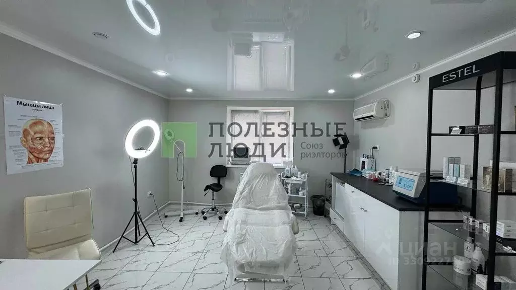 Помещение свободного назначения в Астраханская область, Астрахань ул. ... - Фото 1