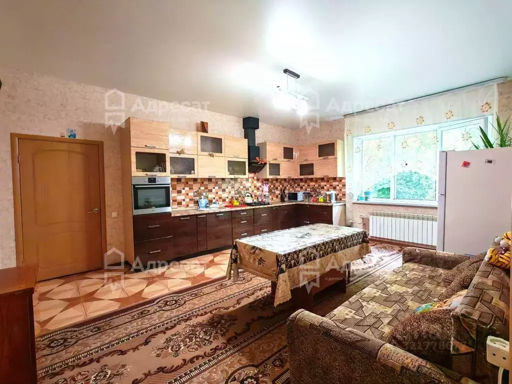 Дом в Волгоградская область, Волгоград ул. Героев Тулы (627 м) - Фото 1