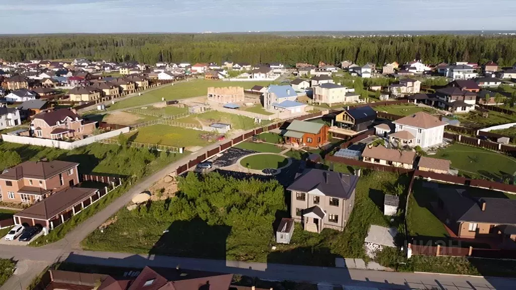 Участок в Москва Фаворит кп, 582 (10.0 сот.) - Фото 2