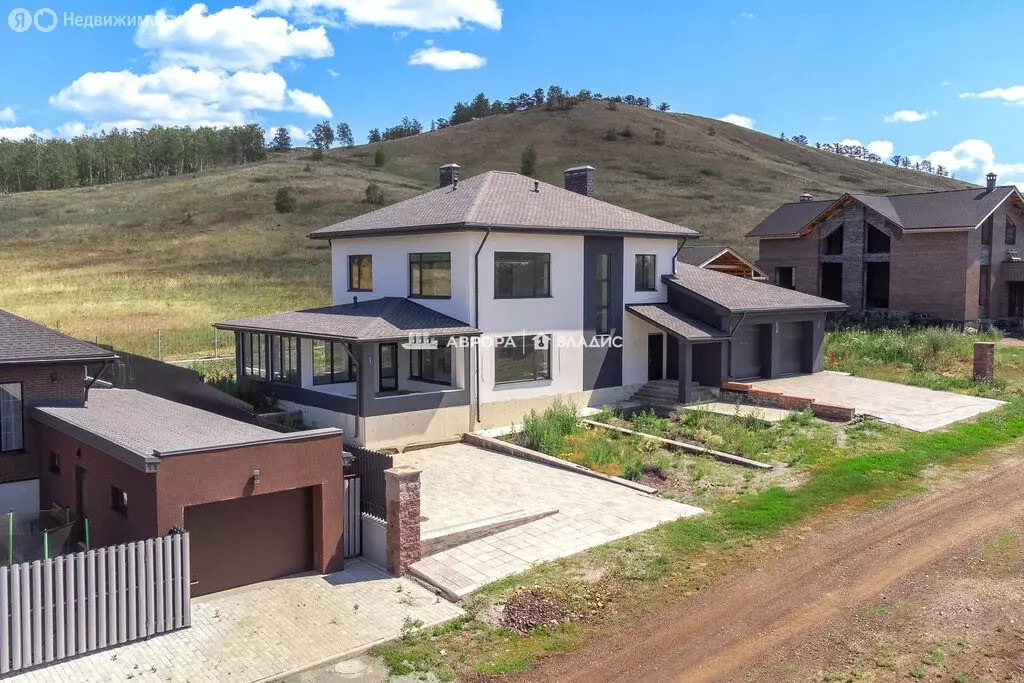 Дом в деревня Якты-Куль, микрорайон Зелёные Холмы (268.5 м) - Фото 1