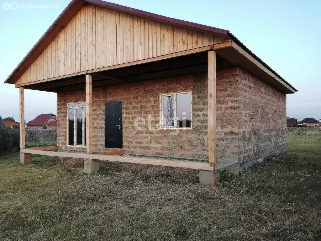Дом в Абакан, улица Муслима Магомаева (95 м) - Фото 1