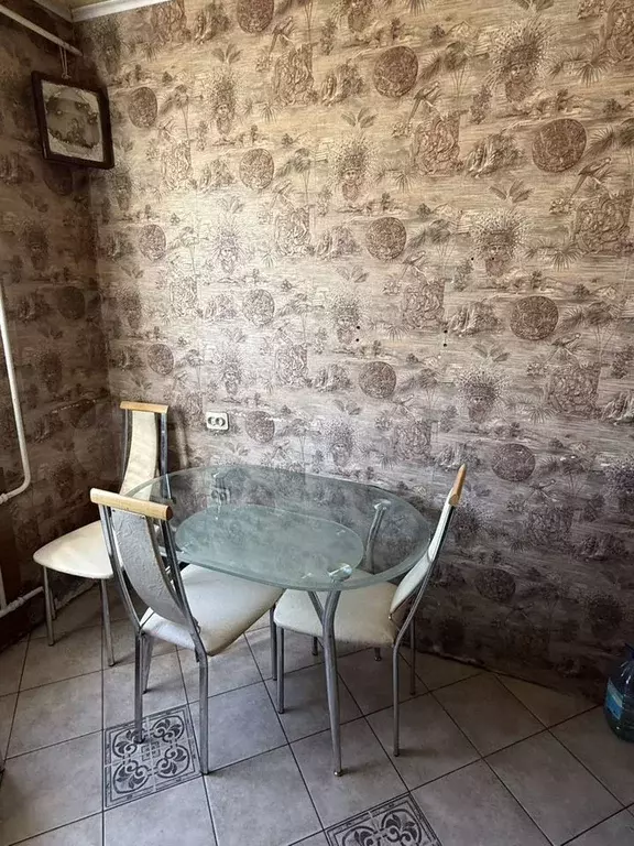 1-к. квартира, 39 м, 9/9 эт. - Фото 1