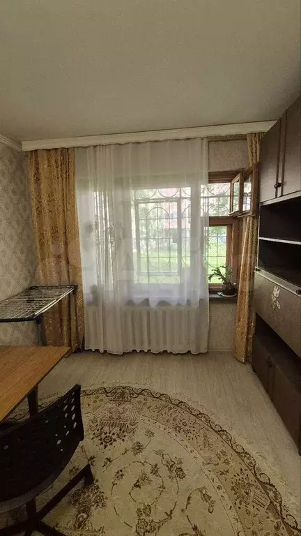 Комната 16 м в 3-к., 1/5 эт. - Фото 0