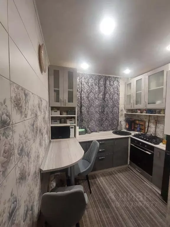 2-к кв. Псковская область, Псков Стахановская ул., 2 (42.8 м) - Фото 1