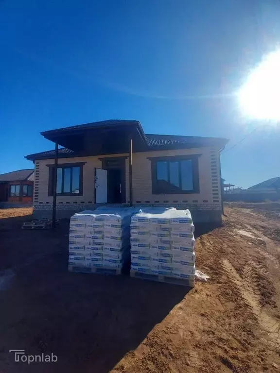 Дом в Астраханская область, Наримановский район, с. Солянка Р-22 ... - Фото 2