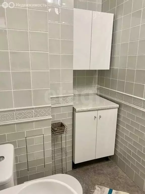 2-комнатная квартира: Тюмень, улица Тимофея Чаркова, 81 (59.4 м) - Фото 2