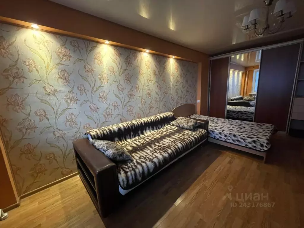 1-к кв. Кировская область, Киров ул. Азина, 15 (37.0 м) - Фото 1