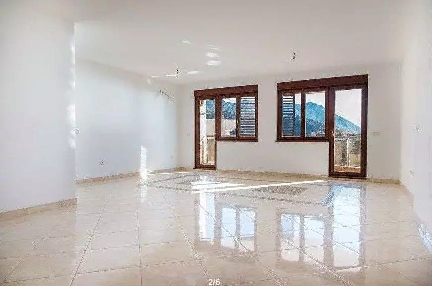 Свободной планировки кв. Крым, Ялта ул. Дражинского, 14 (57.0 м) - Фото 1