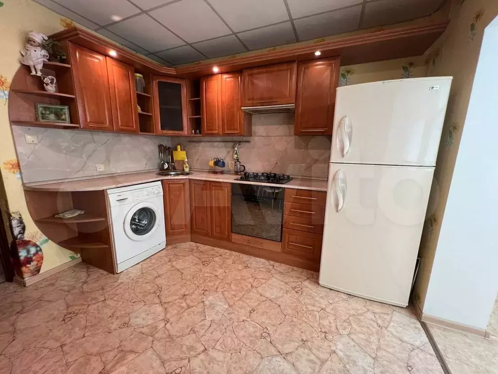 3-к. квартира, 85 м, 1/5 эт. - Фото 0