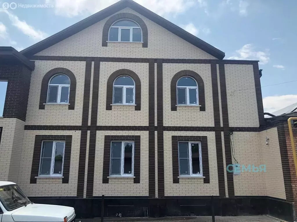 Дом в Владикавказ, СТ Иристон, улица Бибо Ватаева (300 м) - Фото 1