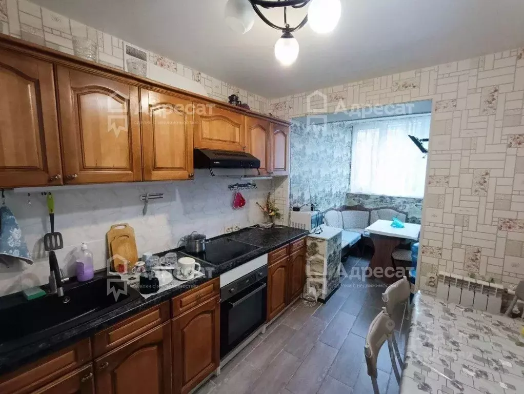 3-к кв. Волгоградская область, Волгоград ул. Милиционера Буханцева, 48 ... - Фото 1