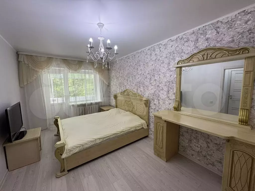 1-к. квартира, 31 м, 4/4 эт. - Фото 1