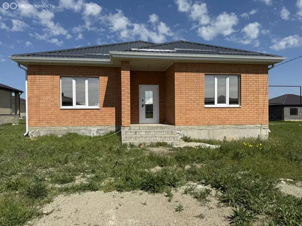 Дом в Михайловск, улица Владимира Ацуты, 2 (150 м) - Фото 0