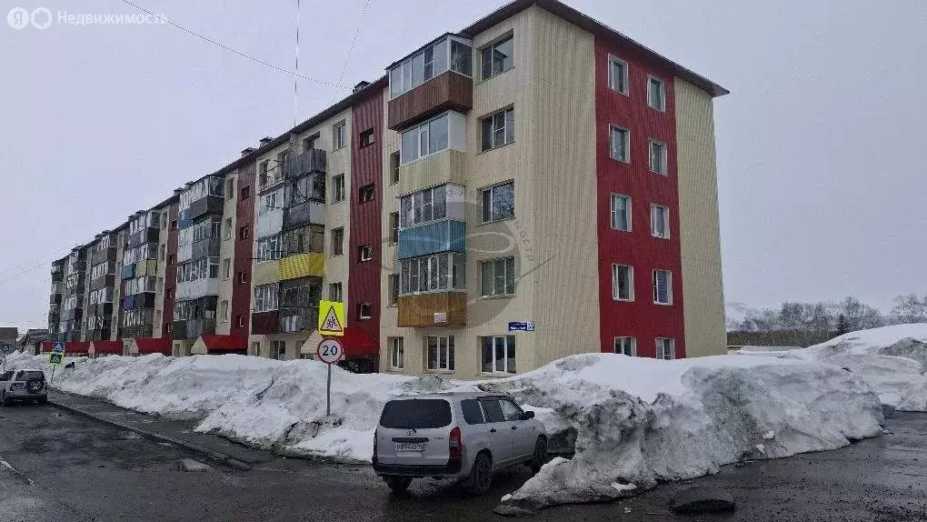 3-комнатная квартира: село Паратунка, Нагорная улица, 33 (60.7 м) - Фото 1