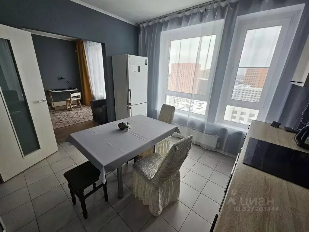 2-к кв. Московская область, Балашиха ул. Реутовская, 15 (65.0 м) - Фото 2