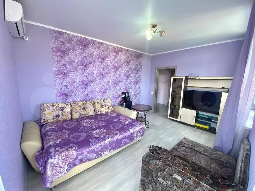 2-к. квартира, 70 м, 9/9 эт. - Фото 1