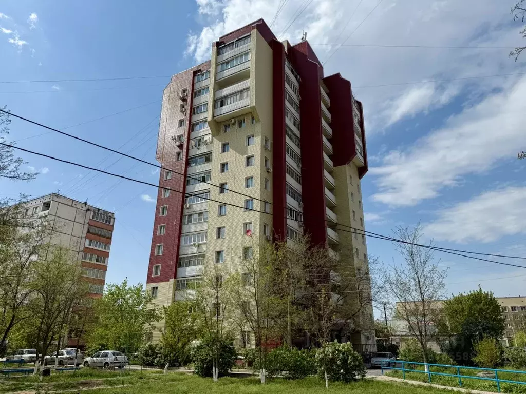 2-к кв. Волгоградская область, Волжский Оломоуцкая ул., 38 (53.0 м) - Фото 0