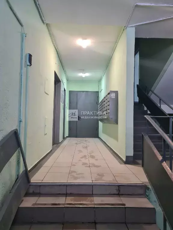 Продается 2-комнатная квартира - Фото 1