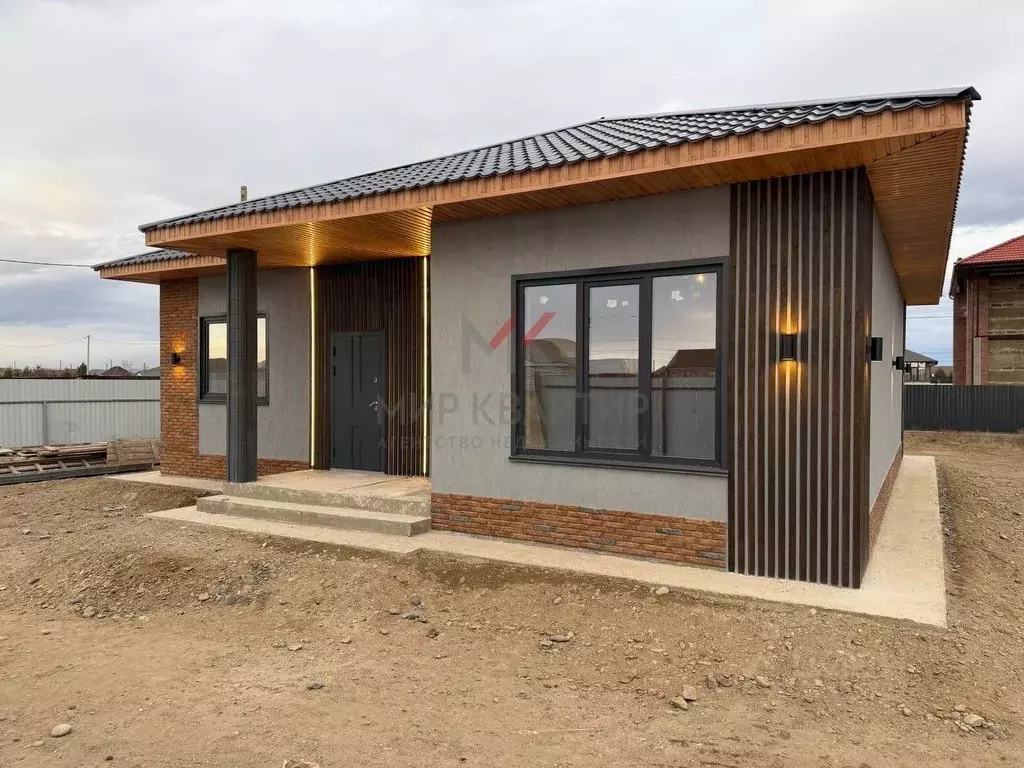 Дом в Хакасия, Алтайский район, д. Кайбалы ул. Ачинская, 28 (140 м) - Фото 2