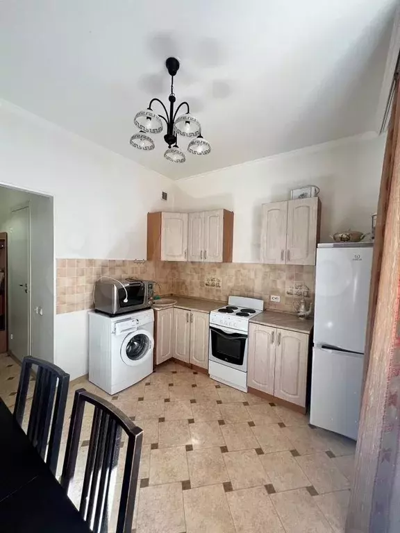 1-к. квартира, 44 м, 8/17 эт. - Фото 0