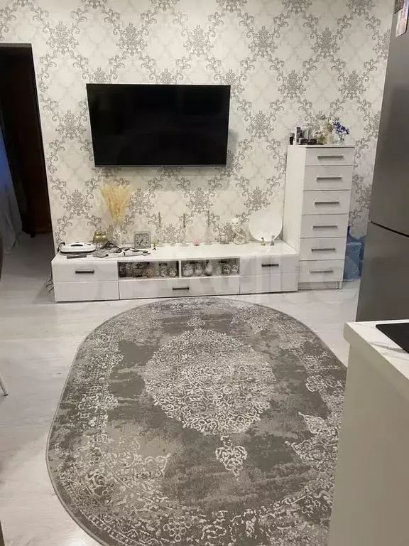 2-к. квартира, 40 м, 1/9 эт. - Фото 1