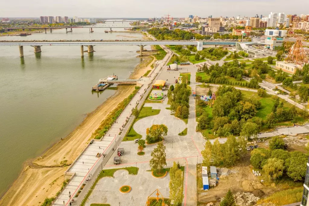 Гараж в Новосибирская область, Новосибирск ул. Добролюбова, 4 (19 м) - Фото 1