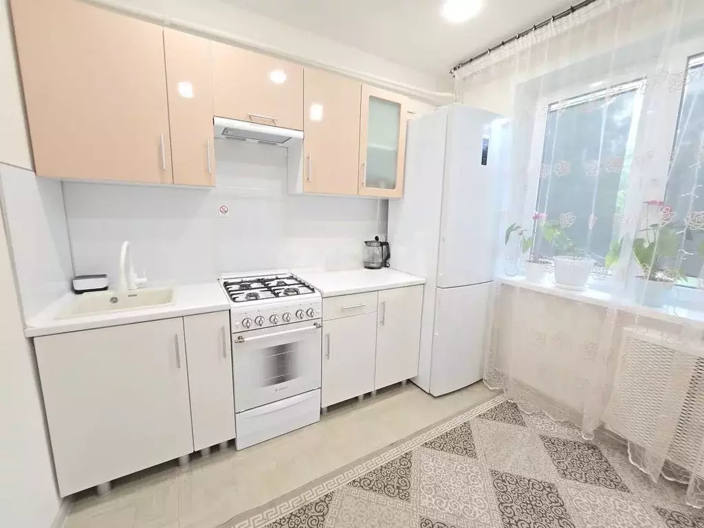 2-к кв. Смоленская область, Смоленск Автозаводская ул., 29 (56.0 м) - Фото 0