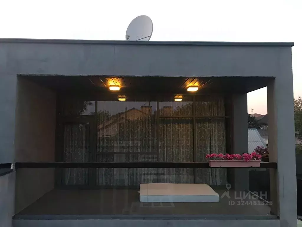 Дом в Ростовская область, Ростов-на-Дону ул. 1-я Володарского, 60 (231 ... - Фото 1