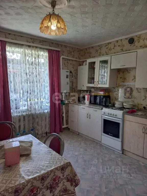 Дом в Свердловская область, Тугулым пгт ул. Ленина, 106А (98 м) - Фото 1