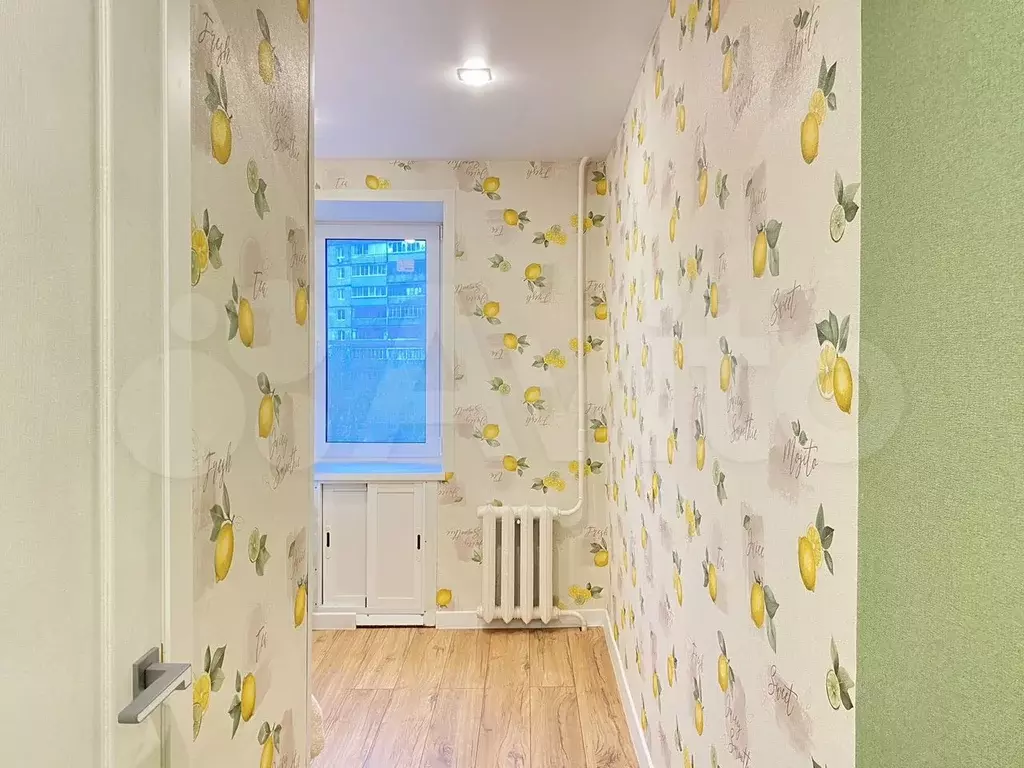 1-к. квартира, 30 м, 4/9 эт. - Фото 0