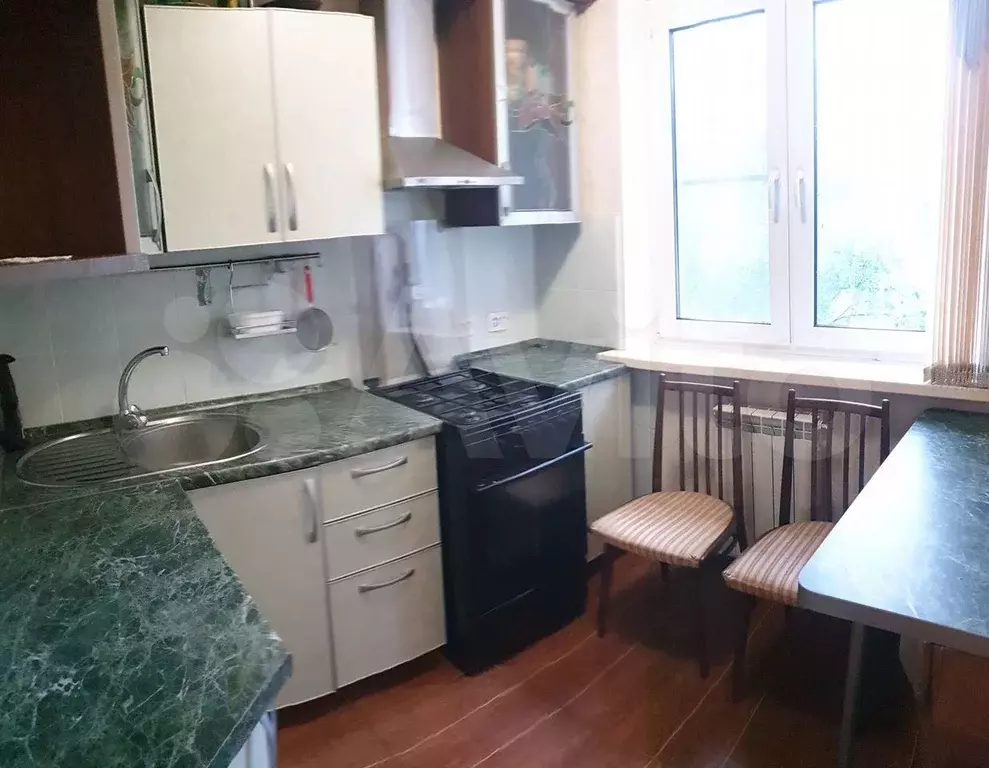 2-к. квартира, 43 м, 5/5 эт. - Фото 0